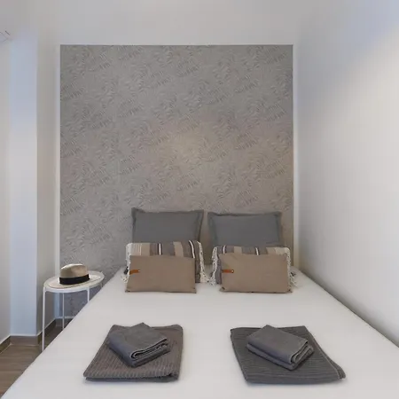Beautiful Athenian With Terrace Apartment Athens